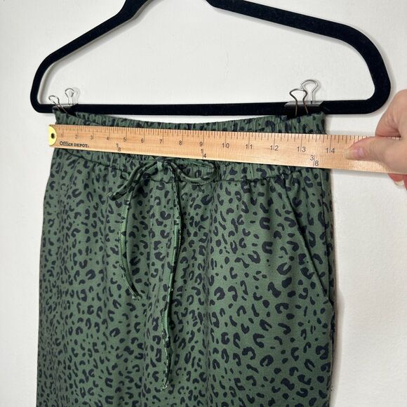 Green and Black Leopard Print Relaxed Fit Draw String Joggers Sweat Pants Medium - Picture 8 of 15